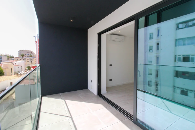 Apartamento T2 para Venda em Quarteira Foto 8