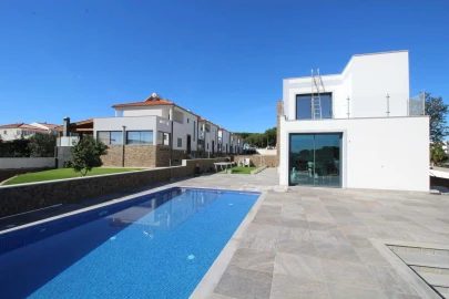 Moradia T3 para Venda em Albufeira e Olhos de Água