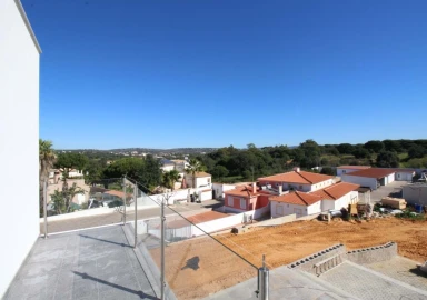 Moradia T3 para Venda em Albufeira e Olhos de Água