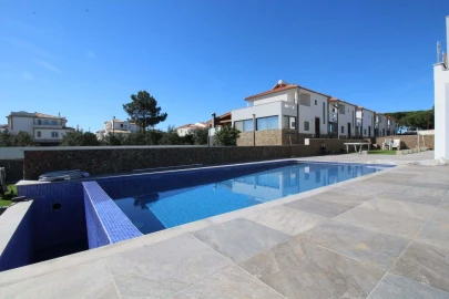 Moradia T3 para Venda em Albufeira e Olhos de Água