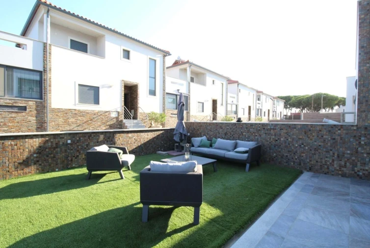 Moradia T3 para Venda em Albufeira e Olhos de Água Foto 4