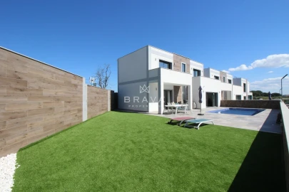 Moradia T3 para Venda em Albufeira e Olhos de Água