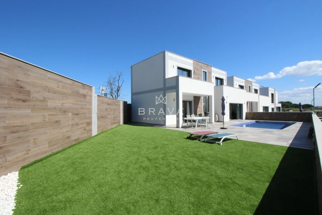 Moradia T3 para Venda em Albufeira e Olhos de Água Foto 3