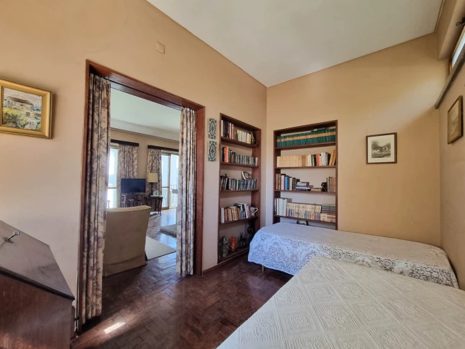 Moradia T4 para Venda em Portimão Foto 8