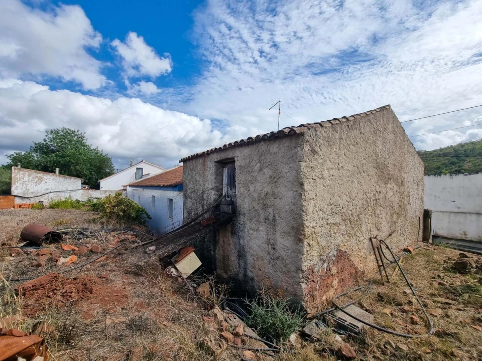 Moradia T4 para Venda em Alte Foto 36