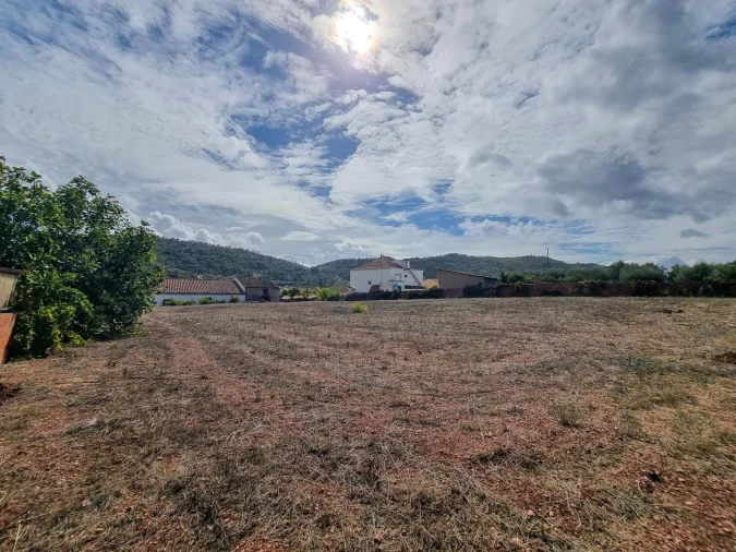 Moradia T4 para Venda em Alte Foto 40