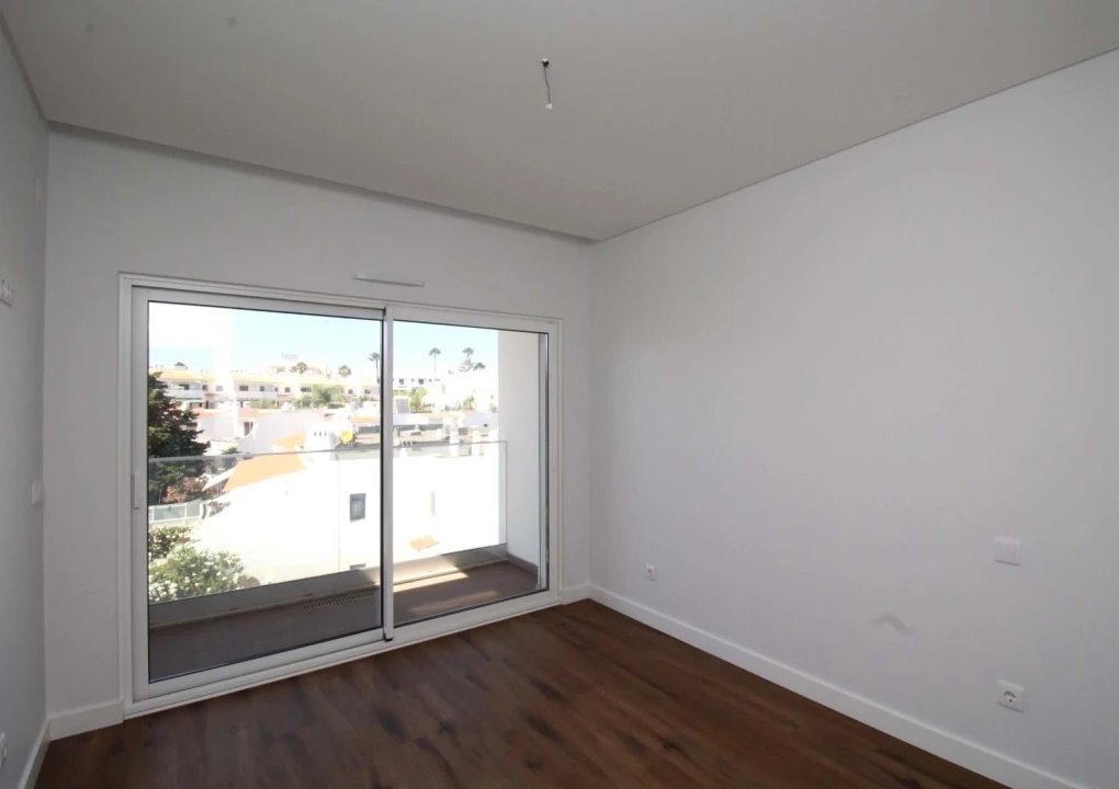 Apartamento T3 para Venda em Albufeira e Olhos de Água Foto 26