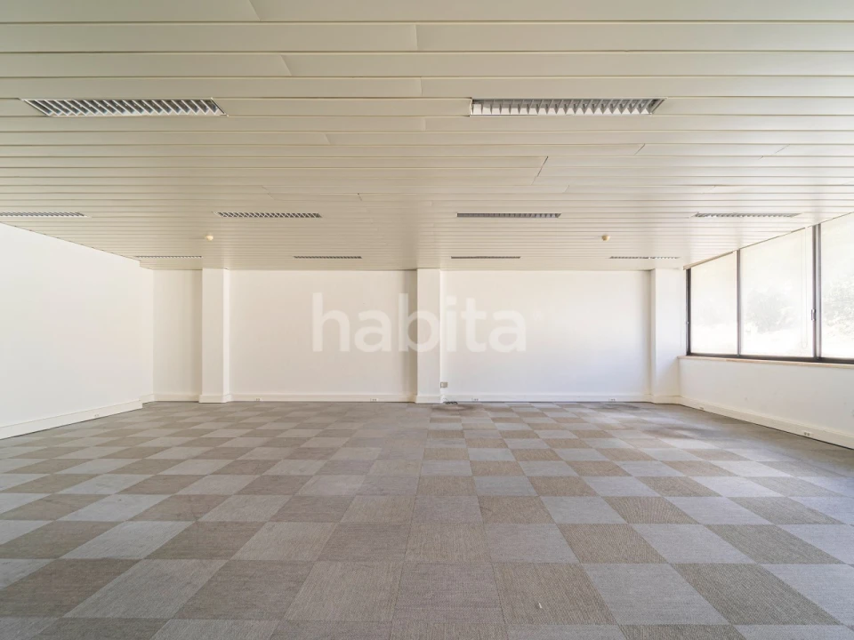 Escritório para Venda em Sacavém e Prior Velho Foto 16