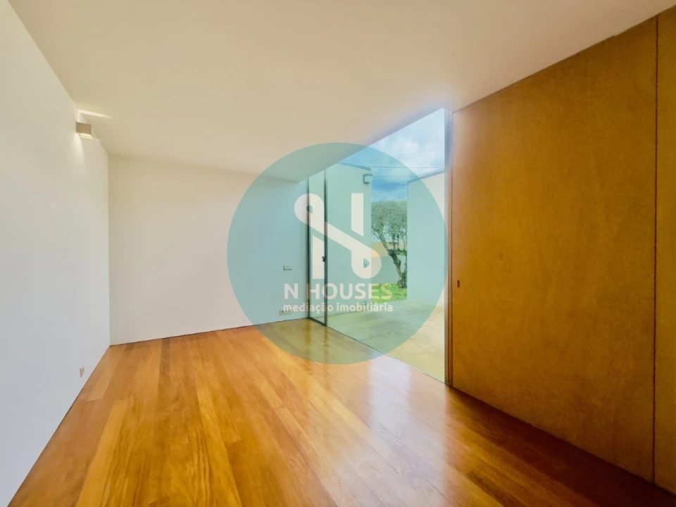 Moradia T4 para Venda em Este (São Pedro e São Mamede) Foto 16