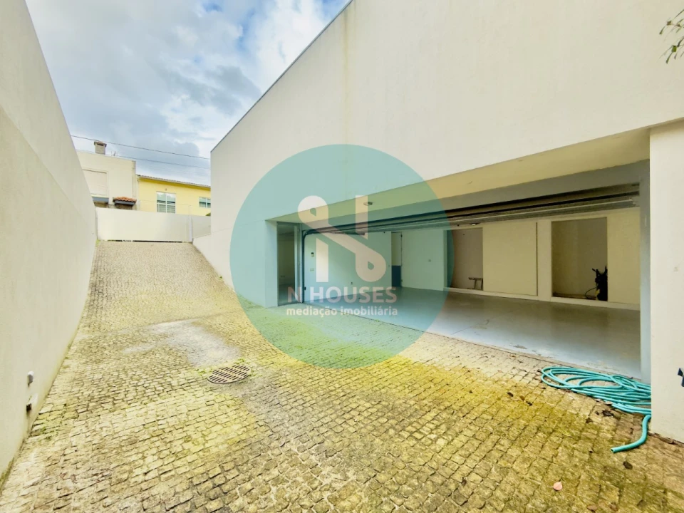 Moradia T4 para Venda em Este (São Pedro e São Mamede) Foto 37