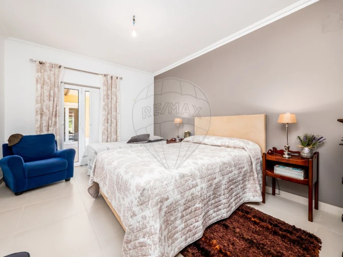 Moradia T6 para Venda em Branca Foto 31