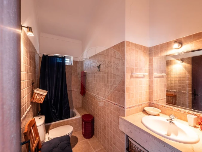 Moradia T6 para Venda em Branca Foto 11