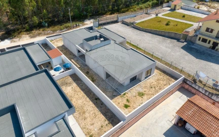 Moradia T4 para Venda em Rio Maior