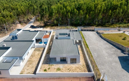 Moradia T4 para Venda em Rio Maior