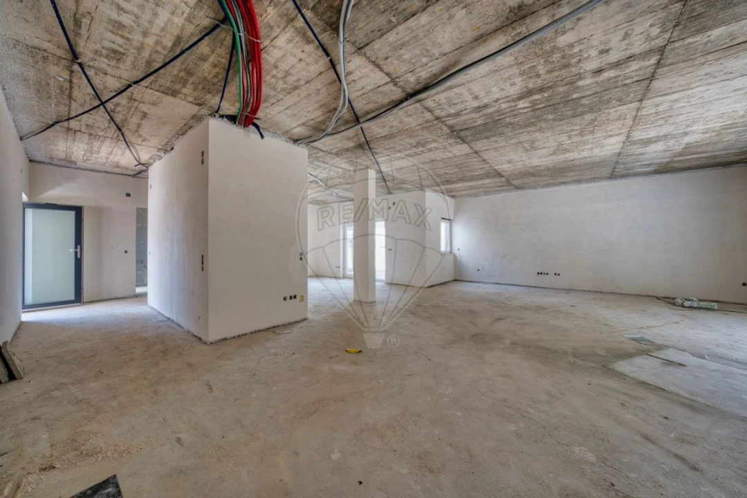 Moradia T4 para Venda em Rio Maior Foto 32