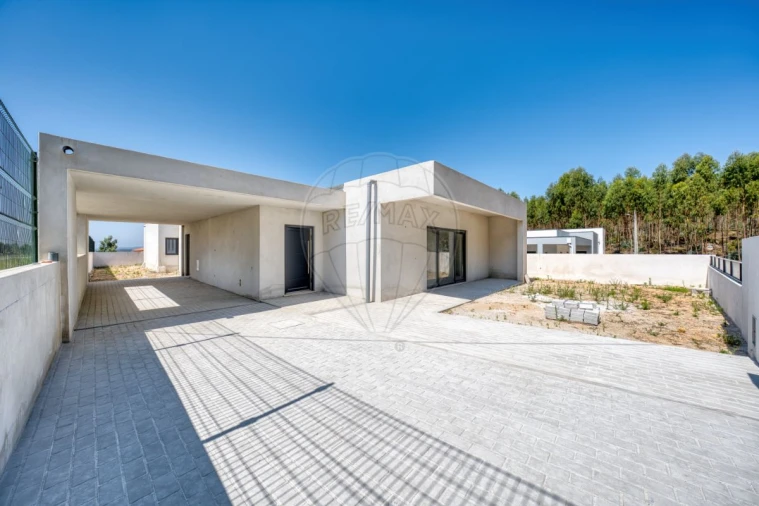 Moradia T4 para Venda em Rio Maior Foto 13