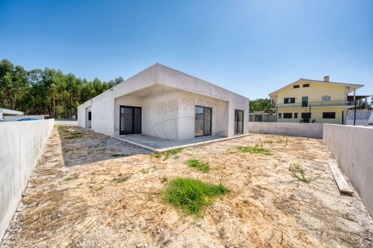 Moradia T4 para Venda em Rio Maior Foto 16