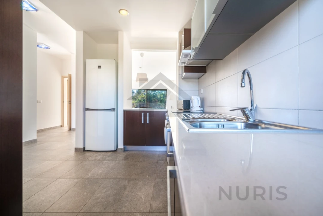 Apartamento T2 para Venda em Mexilhoeira Grande Foto 8