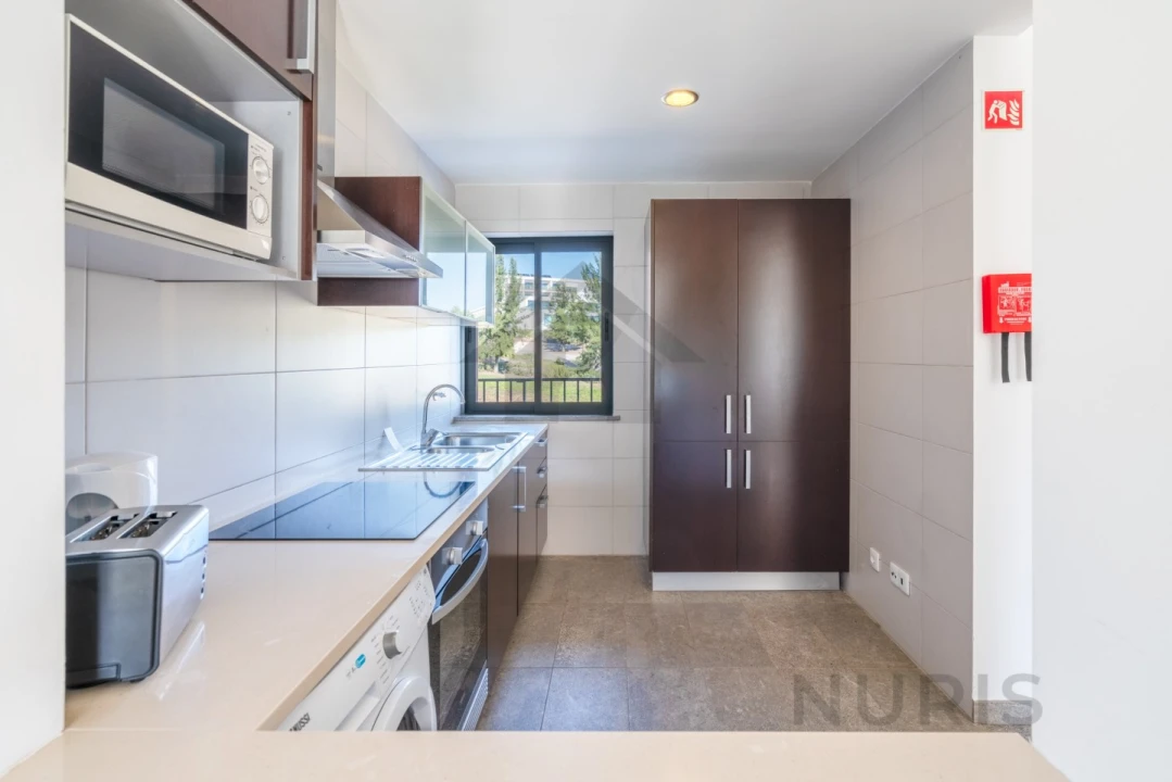 Apartamento T2 para Venda em Mexilhoeira Grande Foto 10
