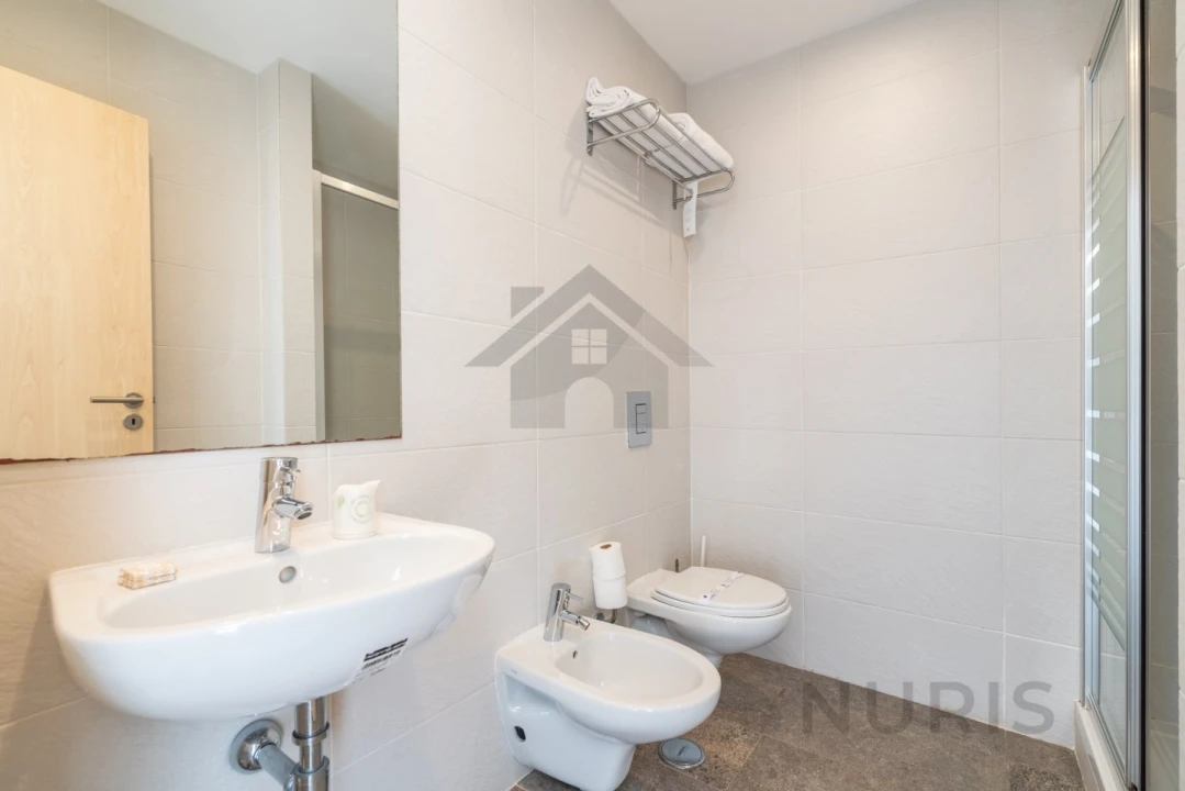 Apartamento T2 para Venda em Mexilhoeira Grande Foto 33