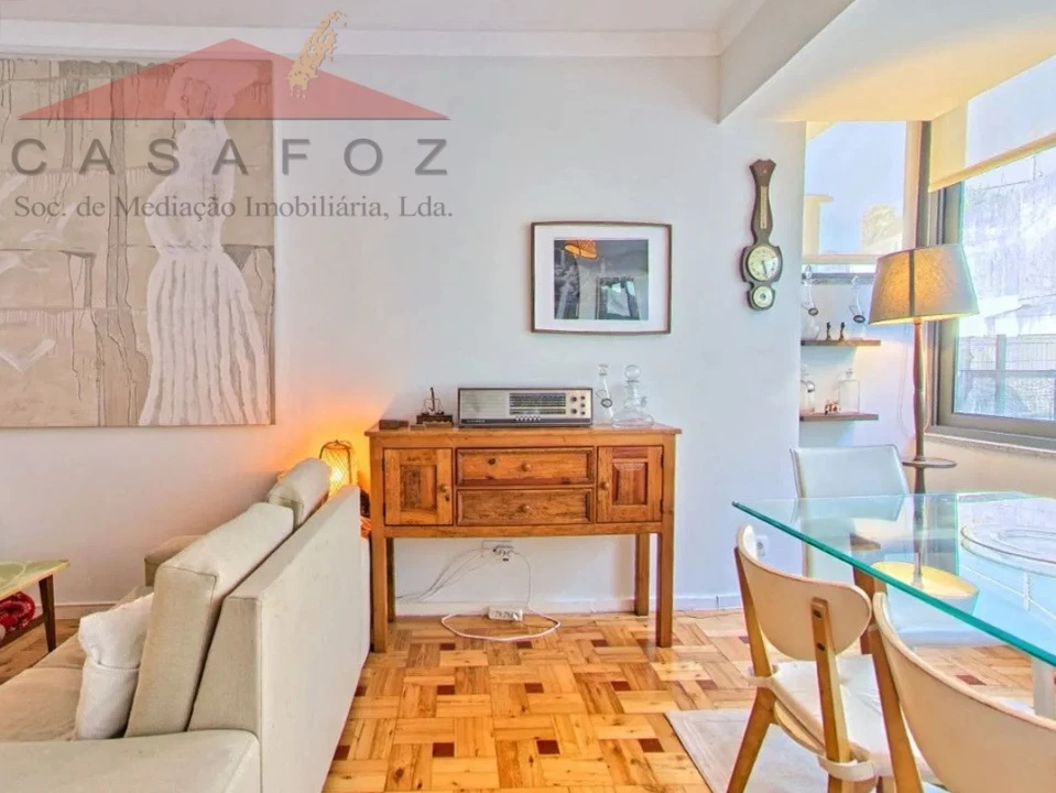 Apartamento T3 para Venda em Aldoar, Foz do Douro e Nevogilde Foto 2