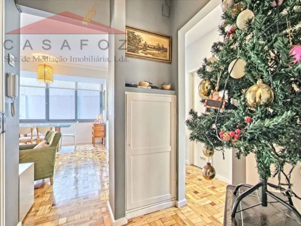 Apartamento T3 para Venda em Aldoar, Foz do Douro e Nevogilde Foto 3