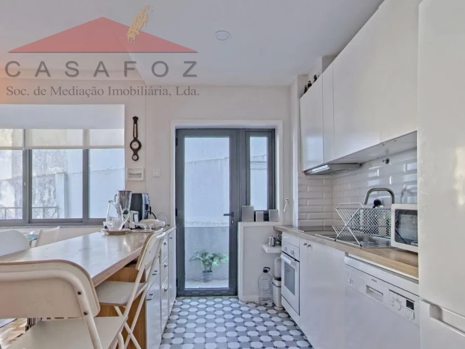 Apartamento T3 para Venda em Aldoar, Foz do Douro e Nevogilde Foto 4