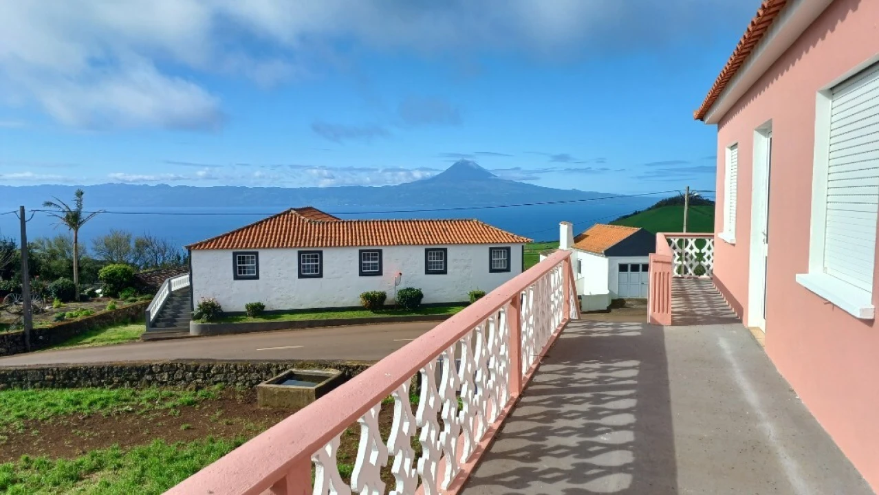 Moradia T5 para Venda em Rosais Foto 3