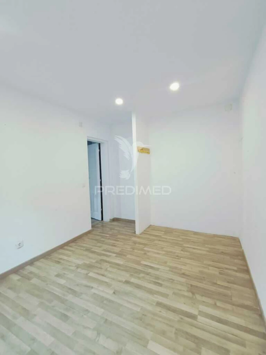 Moradia T6 para Venda em Alburitel Foto 11