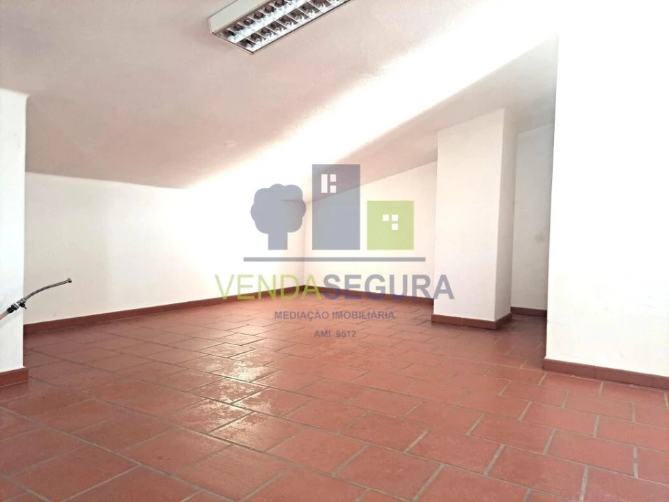 Moradia T4 para Venda em Vila Nova de São Bento e Vale de Vargo Foto 17