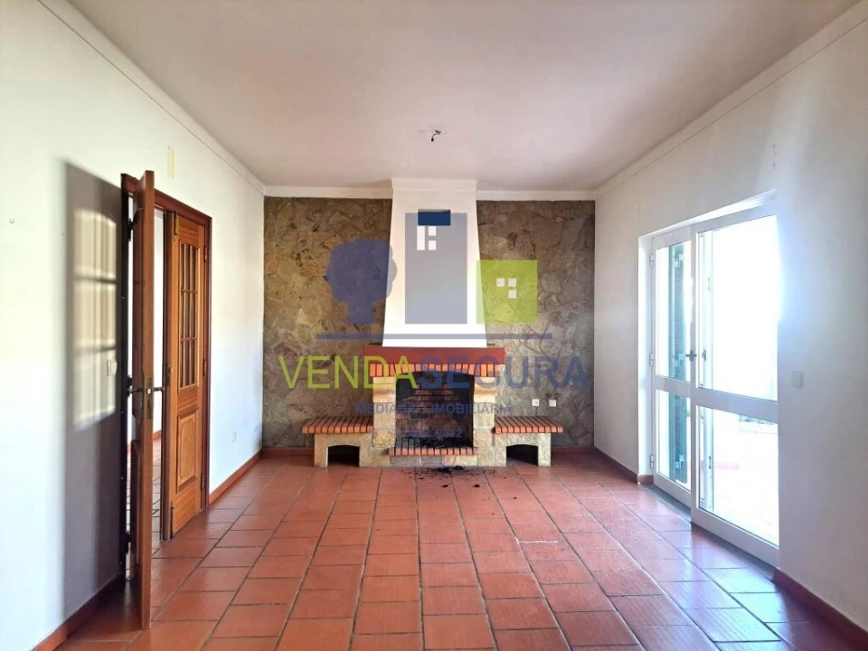 Moradia T4 para Venda em Vila Nova de São Bento e Vale de Vargo Foto 2