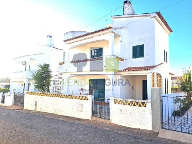 Moradia T4 para Venda em Vila Nova de São Bento e Vale de Vargo Foto 11