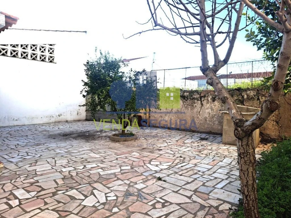 Moradia T4 para Venda em Vila Nova de São Bento e Vale de Vargo Foto 13