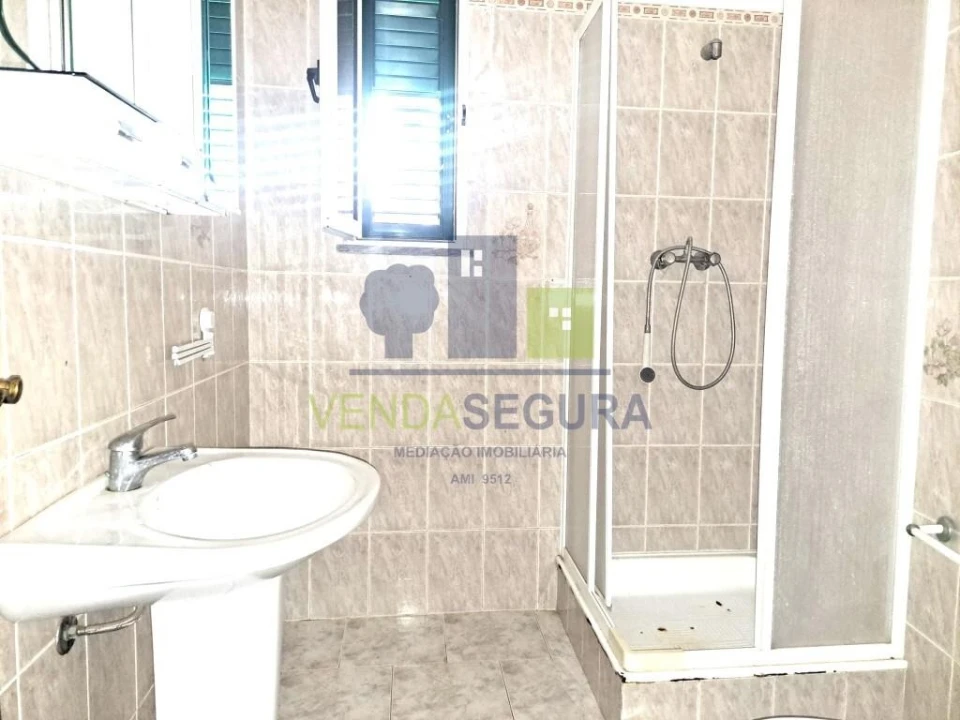 Moradia T4 para Venda em Vila Nova de São Bento e Vale de Vargo Foto 6