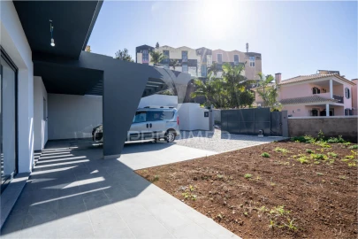 Moradia T3 para Venda em São Roque