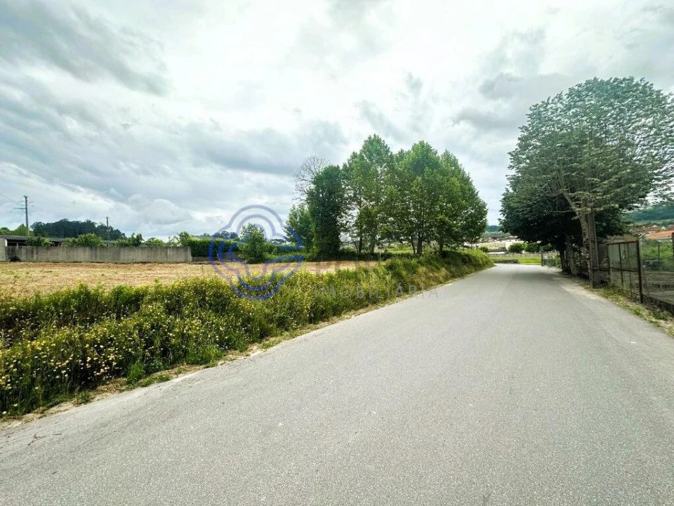 Terreno para Venda em Airães Foto 5