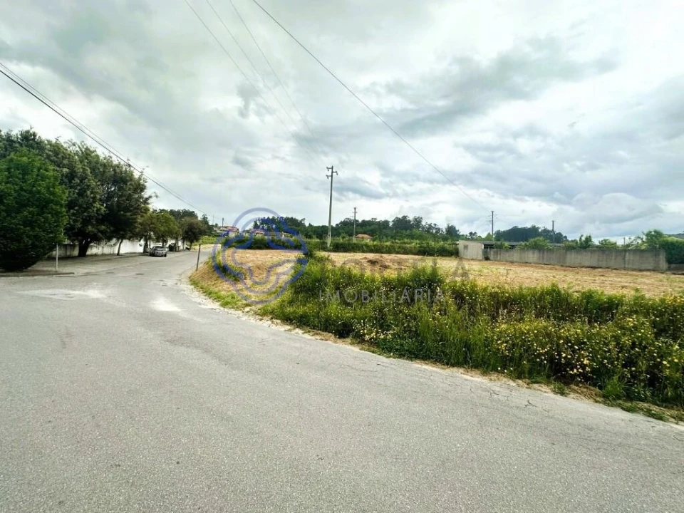 Terreno para Venda em Airães Foto 8