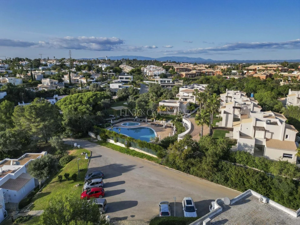Apartamento T1 para Venda em Lagoa e Carvoeiro Foto 3