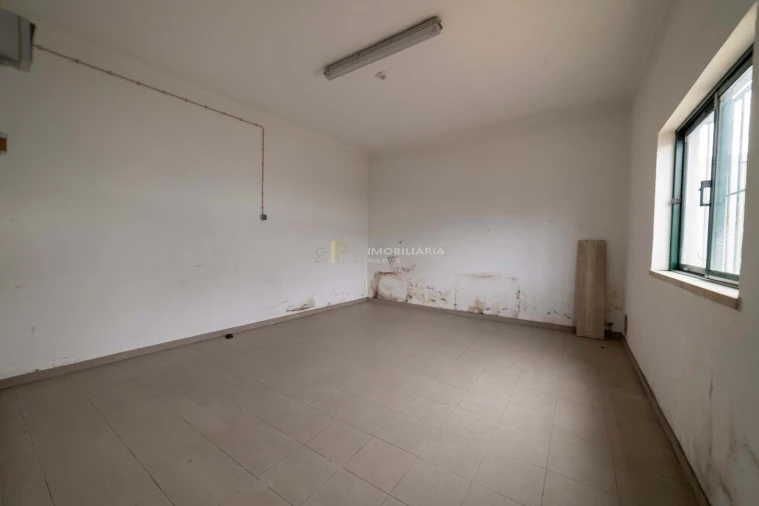 Armazém para Venda em Almeirim Foto 21