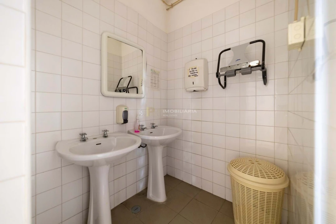 Armazém para Venda em Almeirim Foto 18