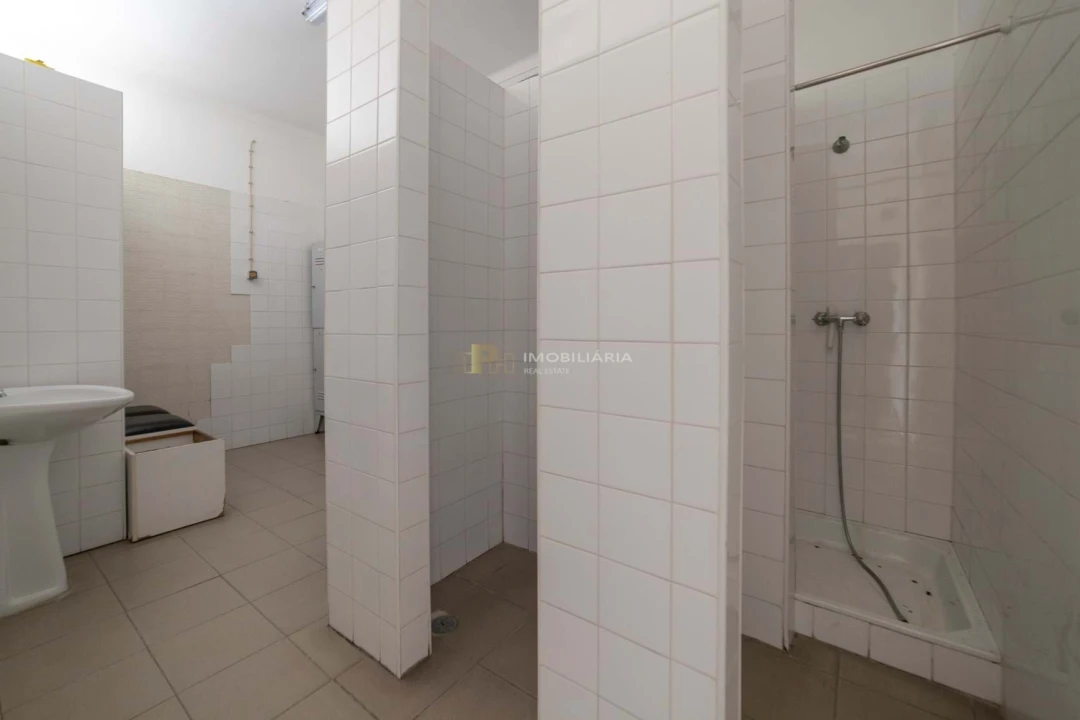 Armazém para Venda em Almeirim Foto 17