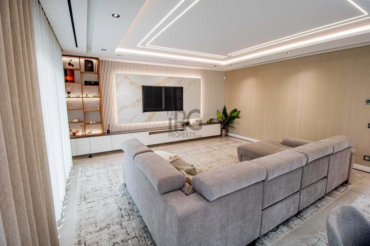 Moradia T4 para Venda em Almancil Foto 10