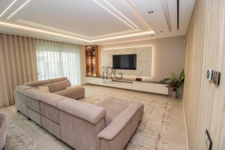 Moradia T4 para Venda em Almancil Foto 11