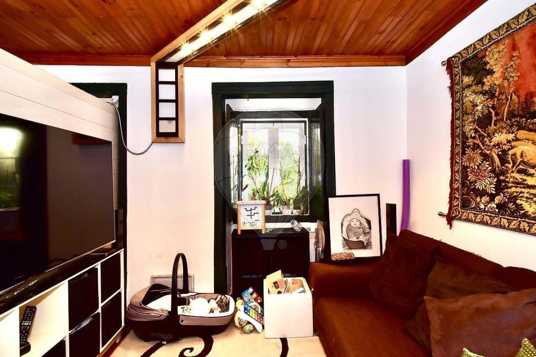 Moradia T3 para Venda em Rio Maior Foto 2