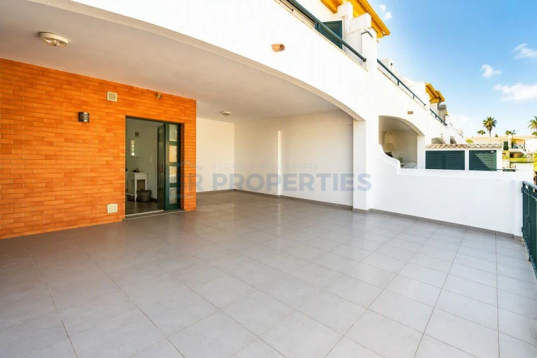 Moradia T3 para Venda em Albufeira e Olhos de Água Foto 45