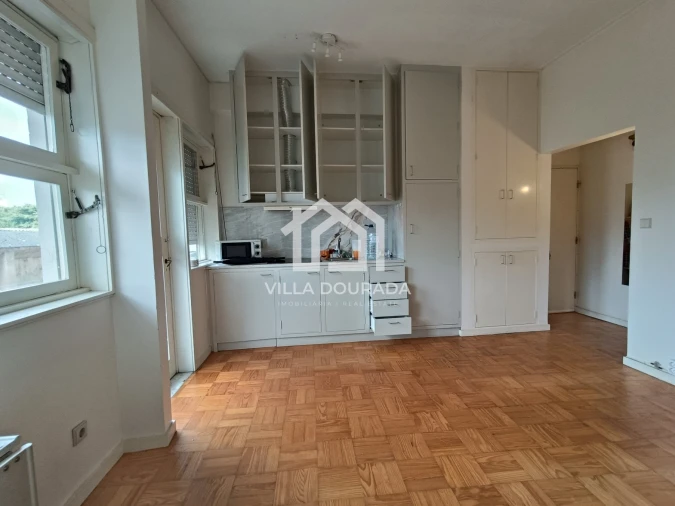 Apartamento T1 para Arrendamento em Lordelo do Ouro e Massarelos