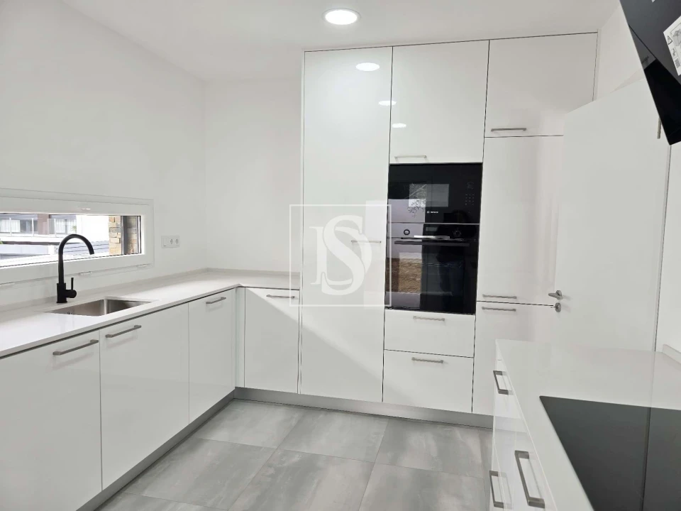 Moradia T4 para Venda em Charneca de Caparica e Sobreda Foto 39