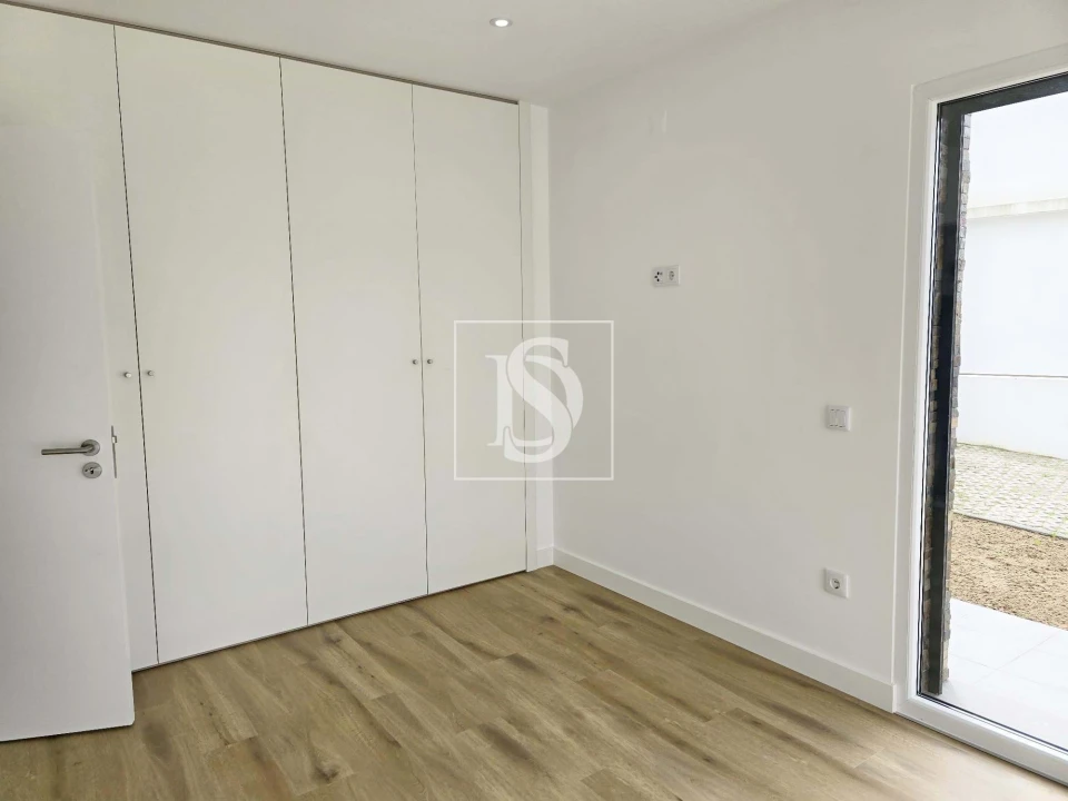 Moradia T4 para Venda em Charneca de Caparica e Sobreda Foto 43