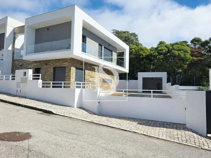 Moradia T4 para Venda em Charneca de Caparica e Sobreda Foto 8