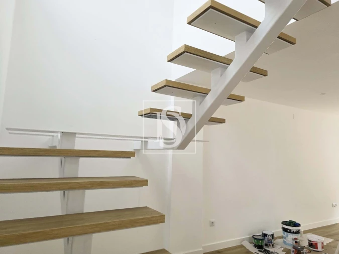 Moradia T4 para Venda em Charneca de Caparica e Sobreda Foto 42